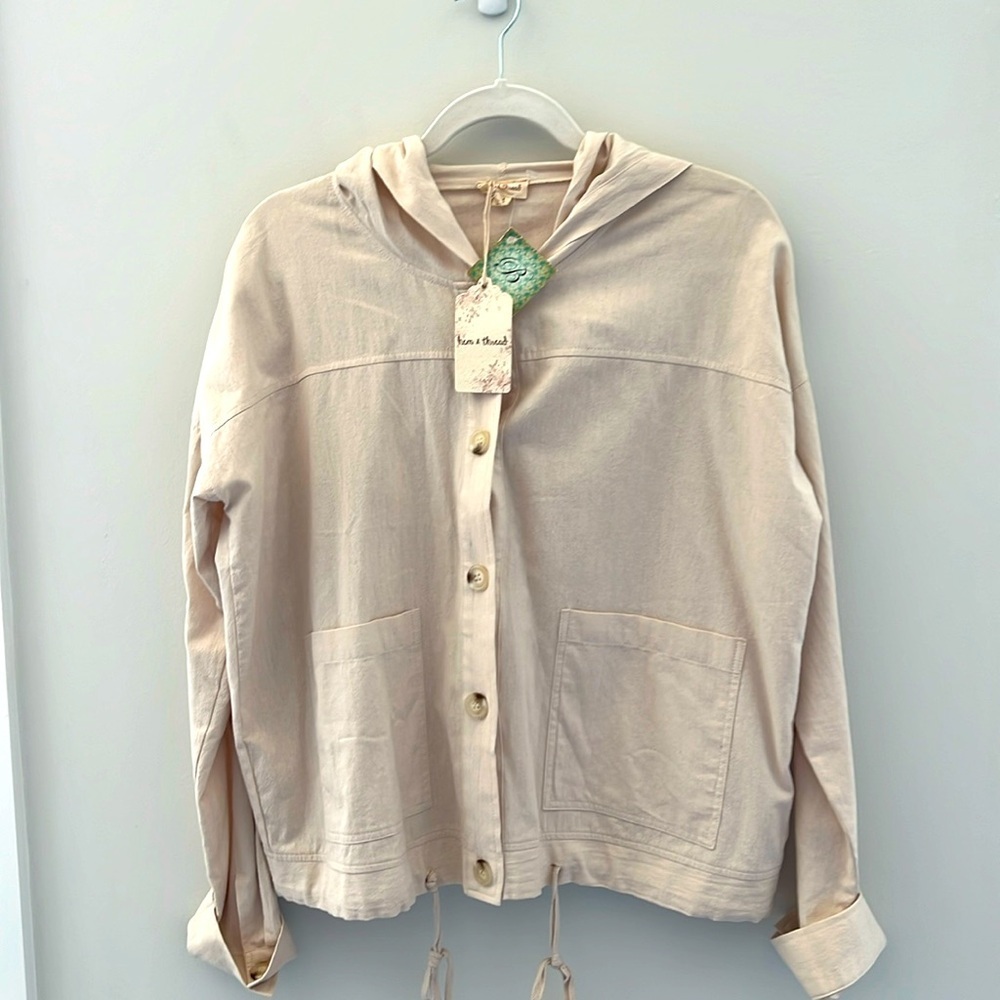 Hem &Thread Women’s lightweight hoodie size M